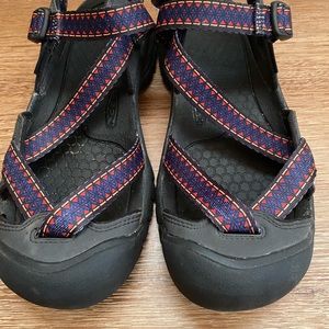 Women’s Keen Zerraport Sandals Size 11